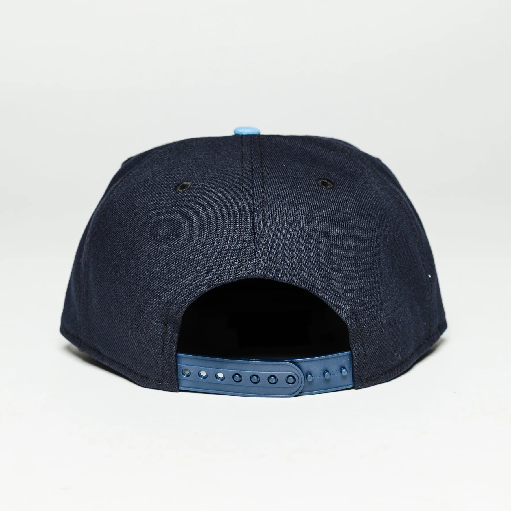 New Era 9FIFTY Lilac Navy Sky Cap - Image 3