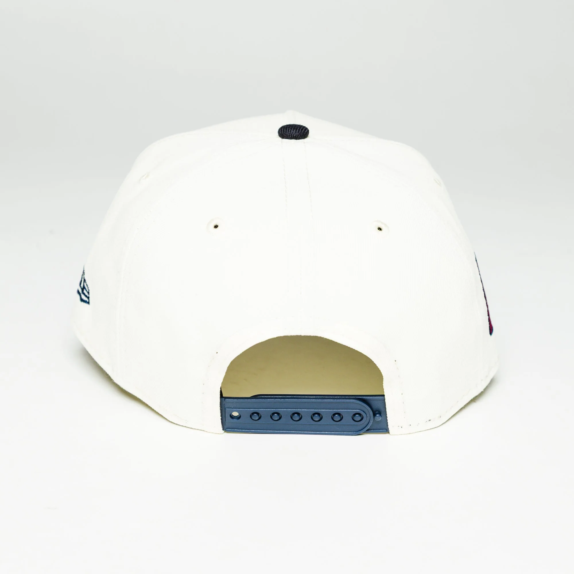 New Era 9FORTY Lilac Upside Down Cap - Image 3